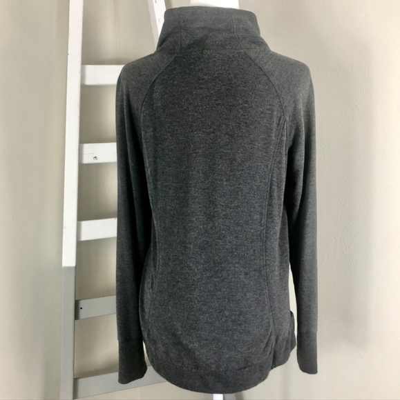 Yogalicious Relaxed Cross Neck Sweatshirt Grey Women's Small S Pockets Thumb EUC - Picture 4 of 10